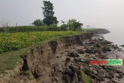 মেঘনার অব্যাহত ভাঙনে বদলে যাচ্ছে রায়পুরের মানচিত্র