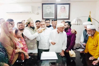 নিজস্ব অর্থায়নে সাতক্ষীরা জেলা আওয়ামী লীগের কার্যালয় করে দিলেন ড. কাজী এরতেজা হাসান 