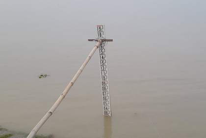 বাড়ছে যমুনার পানি, তীব্র হচ্ছে ভাঙন