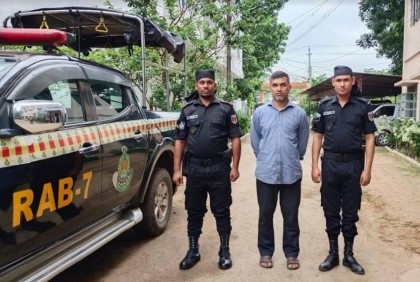 ফেনীতে ইয়াবাসহ আটক ১  
