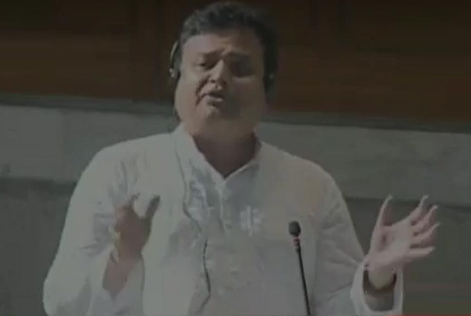 জীবন-মৃত্যুর সন্ধিক্ষণে খালেদা জিয়া, চিকিৎসার জন্য মুক্তি দিতে হবে : এমপি মোশারফ