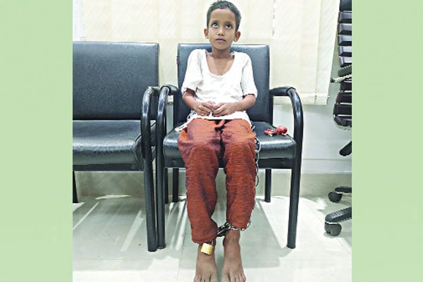 মাদরাসাছাত্রকে শিকল বেঁধে নির্যাতন অধ্যক্ষ আটক