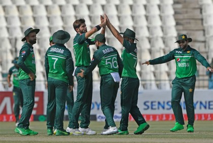 ভারতকে পেছনে ফেলল পাকিস্তান