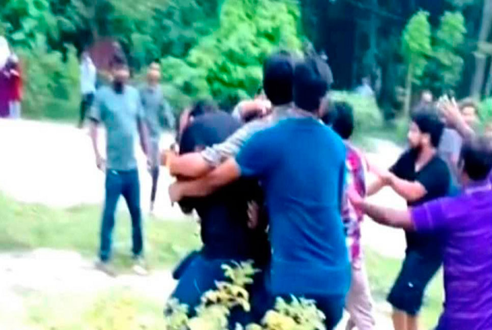 তিশা-ফারহানের নাটকের শুটিংয়ে বখাটেদের হামলার অভিযোগ
