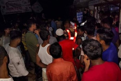 খুলনায় ছাত্রলীগ নেতার বাড়ির সামনে থেকে বোমা সদৃশ বস্তু উদ্ধার