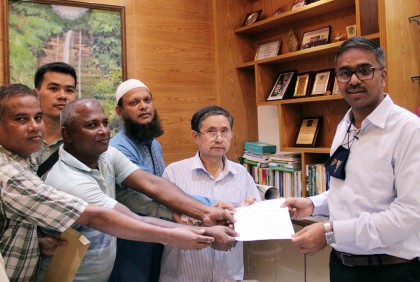 রাঙামাটিতে হোমিওপ্যাথিক চিকিৎসকদের মানববন্ধন, স্মারকলিপি