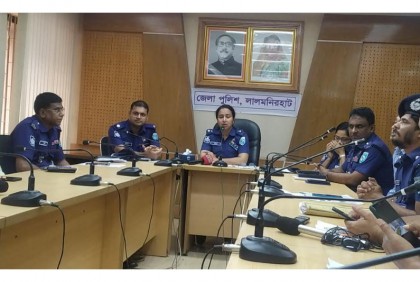 লালমনিরহাটে 
আনোয়ারুল হত্যা মামলার প্রধান আসামি গ্রেফতার
