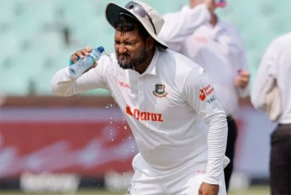 পিঠের ইনজুরিতে ছিটকে গেলেন ইয়াসির রাব্বি