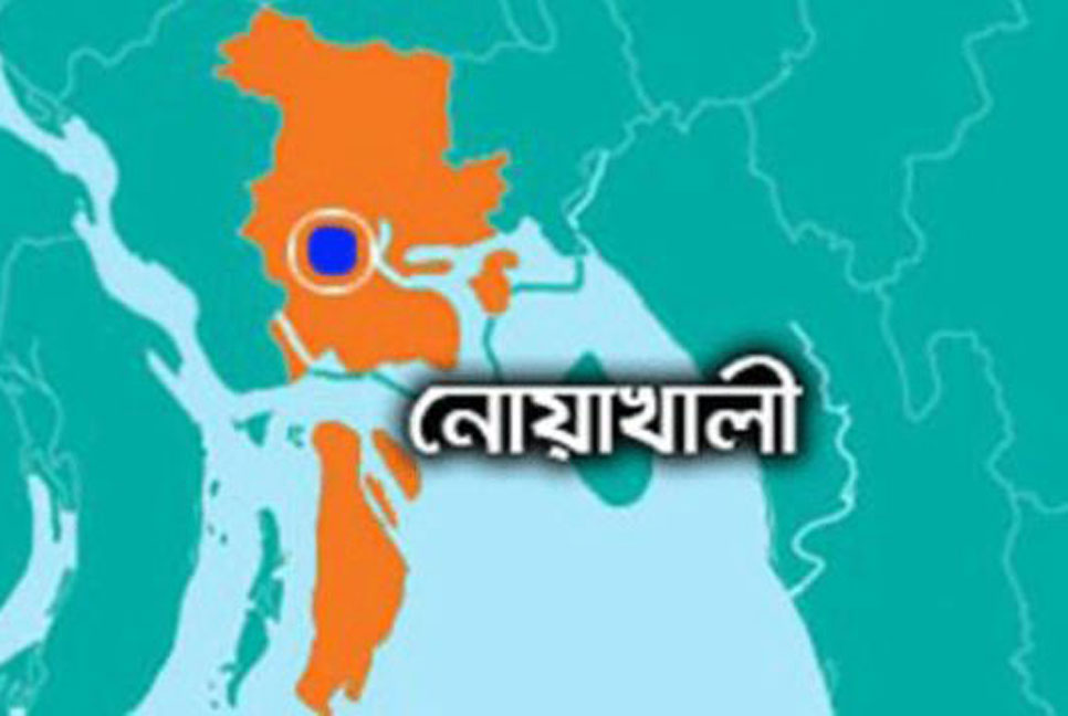 মোবাইল সঙ্গে রাখায় ভোটকেন্দ্র থেকে দুই যুবক আটক