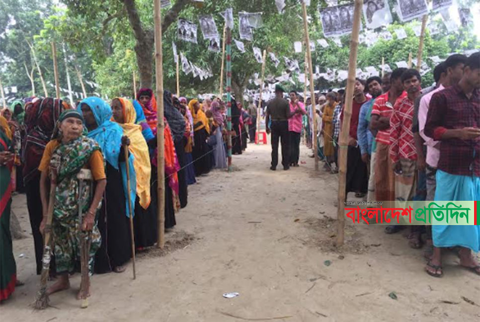 সিরাজগঞ্জে শান্তিপূর্ণভাবে চলছে ভোটগ্রহণ