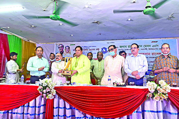 মোজাফ্ফর হোসেন পল্টুকে সংবর্ধনা