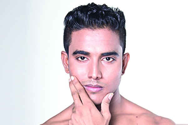 ক্ষুর দিয়ে শেভিং