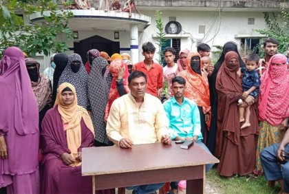 জোর করে নৌকায় ভোট নেওয়ার অভিযোগে স্বতন্ত্র প্রার্থীর ভোট বর্জন