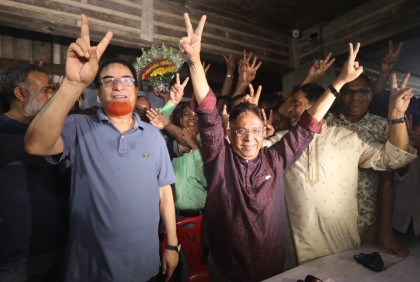 কুমিল্লা সিটির নতুন মেয়র রিফাত

