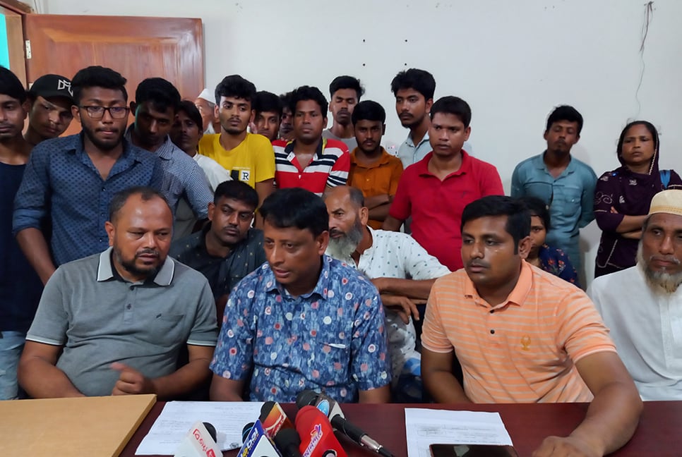 নির্বাচনে কারচুপির অভিযোগ, কালিয়াকৈরে দুই মেম্বার প্রার্থীর সংবাদ সম্মেলন