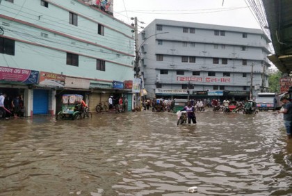 বন্যায় ২৯০ শিক্ষাপ্রতিষ্ঠান বন্ধ ঘোষণা, এসএসসি নিয়ে শঙ্কা