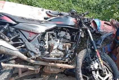 মোটরসাইকেলের মুখোমুখি সংঘর্ষ, দুই কিশোর নিহত
