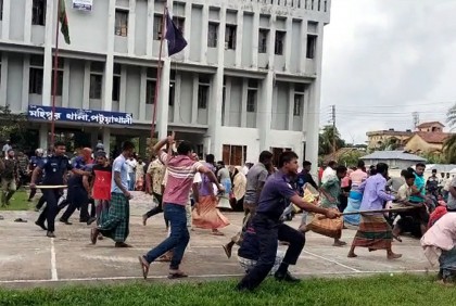 নির্বাচন পরবর্তী সহিংসতা: মহিপুরে থানা ঘেরাও, সংঘর্ষে আহত ২২