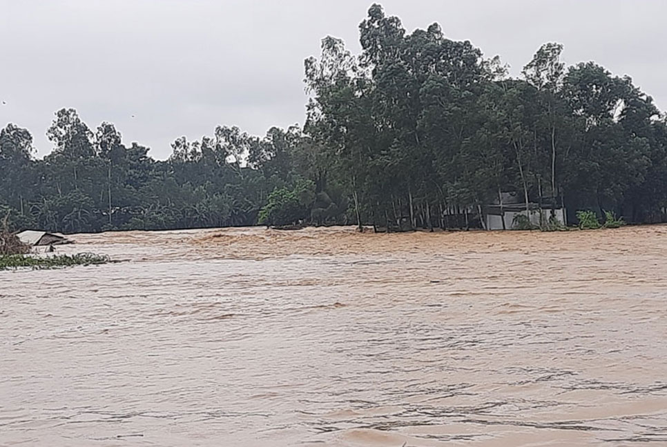 ঝিনাইগাতীতে বন্যার পানিতে ডুবে দুইজনের মৃত্যু, নিখোঁজ ১