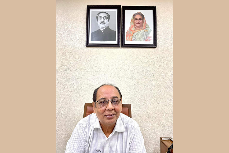 ইহসানুল করিম আরও ২ বছর প্রধানমন্ত্রীর প্রেস সচিব থাকছেন

