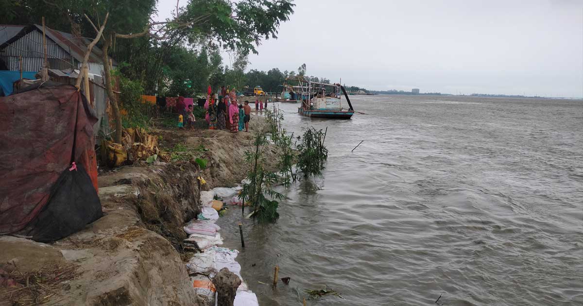 টাঙ্গাইলে যমুনা ও ঝিনাই নদীর পানি বিপৎসীমার উপরে