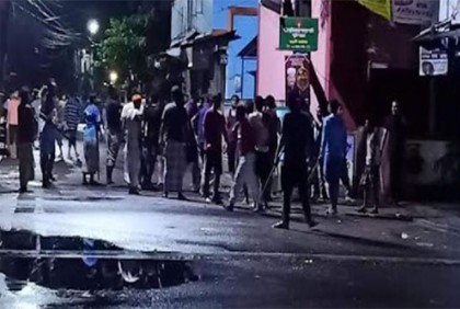 বন্যার মধ্যে ডাকাত আতঙ্ক, মসজিদে মসজিদে মাইকিং

