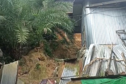 খাগড়াছড়িতে পাহাড় ধস