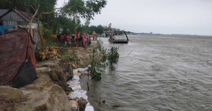 টাঙ্গাইলে যমুনা ও ঝিনাই নদীর পানি বিপৎসীমার উপরে