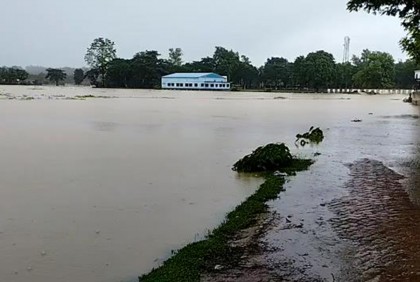 ধসের ঝুঁকিতে রাঙামাটির প্রধান সড়ক, বাঘাইছড়িতে প্লাবিত নিম্নাঞ্চল