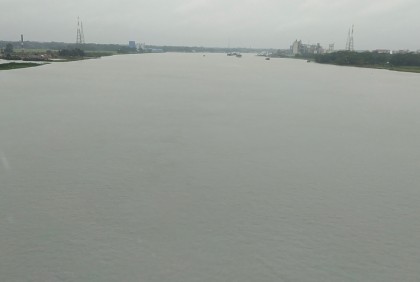বরিশালে নদীর পানি বিপদসীমার ওপরে