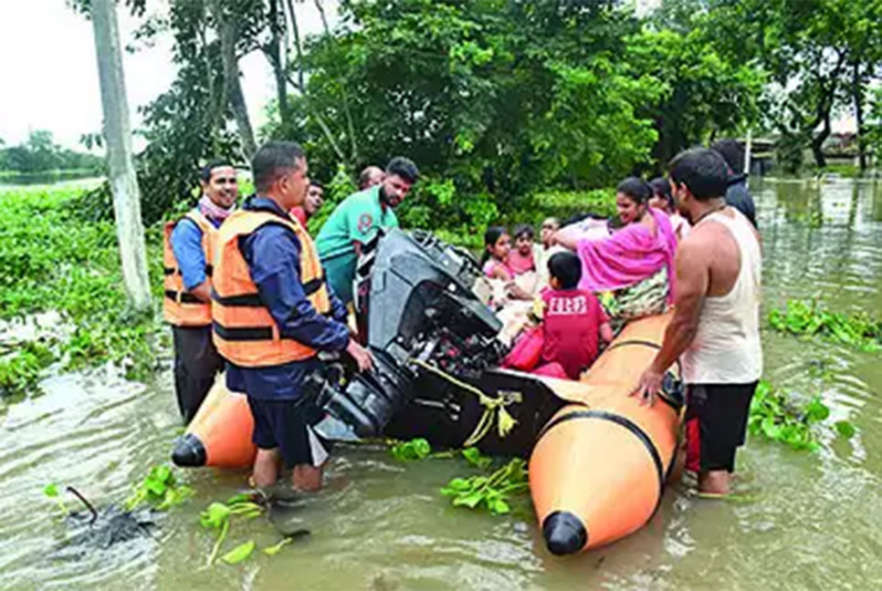 আসাম-মেঘালয়ে বন্যায় মৃতের সংখ্যা বেড়ে ৬২