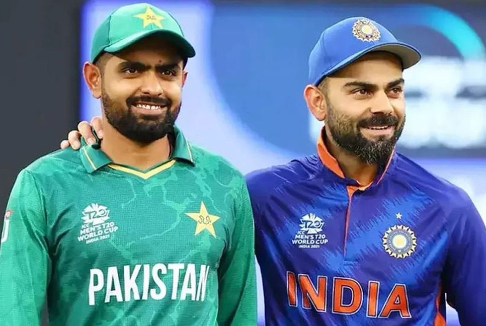 একই দলে খেলতে পারেন কোহলি-বাবর