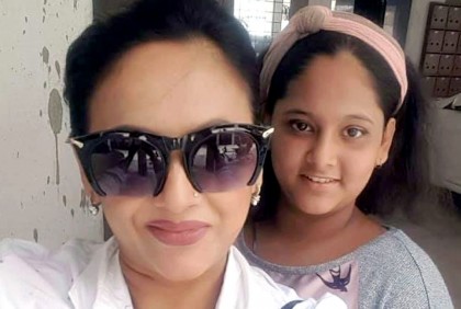 স্বামীর বিচ্ছেদ হয়েছে কিন্তু মেয়ের বাবার নয়: শ্রীলেখা