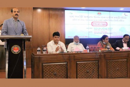 রাত ৮টার পর দোকান-মার্কেট বন্ধে সবাইকে সচেতন হতে হবে : মেয়র আতিক 

