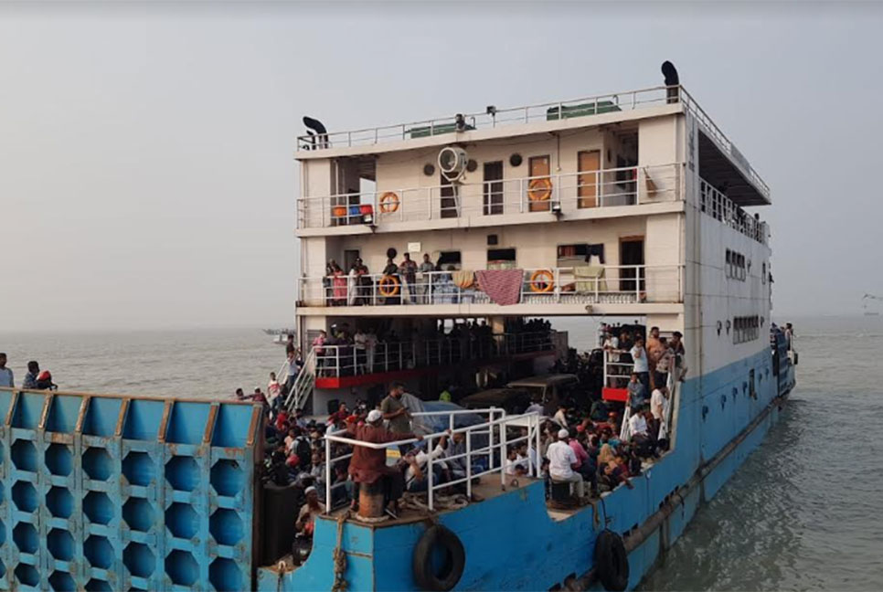 পদ্মায় তীব্র স্রোত, শিমুলিয়া-বাংলাবাজার রুটে ফেরি চলাচল বন্ধ