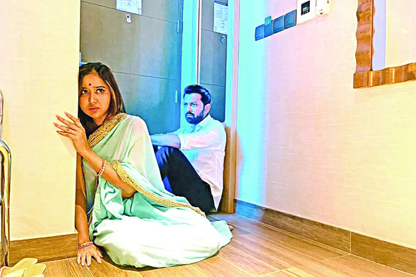 তাহসান-চমকের প্রেমকাহিনি