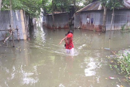 সিরাজগঞ্জে যমুনা নদীর পানি বিপদসীমার উপরে