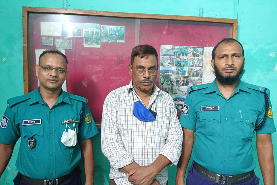 অবশেষে পুলিশের জালে ১৮ মামলার আসামি শাজাহান