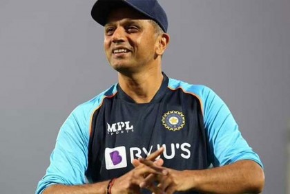 ইংল্যান্ডের বিরুদ্ধে চ্যালেঞ্জ নিতে মুখিয়ে দ্রাবিড়