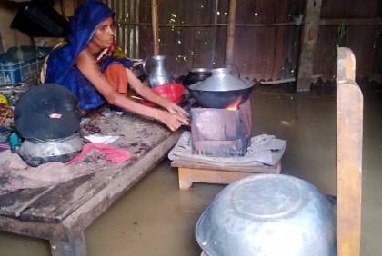 মৌলভীবাজারে হাওরে বাড়ছে পানি, দুর্ভোগ চরমে