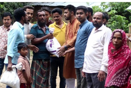 
নালিতাবাড়ীতে বন্যার্তদের মাঝে ত্রাণ বিতরণ