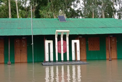 সিরাজগঞ্জে যমুনা নদীর পানি বিপদসীমার উপরে