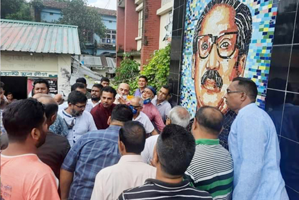 গলাচিপায় আওয়ামী লীগের প্রতিষ্ঠাবার্ষিকী উদযাপন