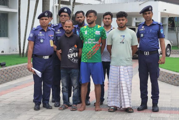
নরসিংদীতে সুজিত হত্যার ঘটনায় ৩ জন গ্রেফতার