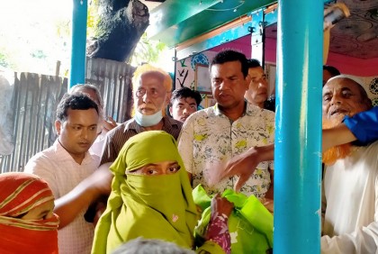 সুনামগঞ্জে বন্যা দুর্গতদের পাশে পীর মিসবাহ 