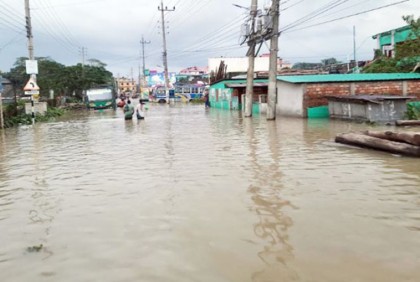 জগন্নাথপুরে ত্রাণের জন্য হাহাকার

