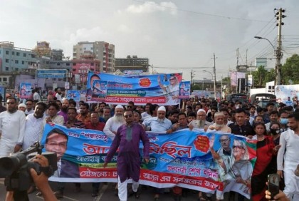 প্রধানমন্ত্রীকে অভিনন্দন জানিয়ে ঢাকা-৫ আসনে আনন্দ শোভাযাত্রা