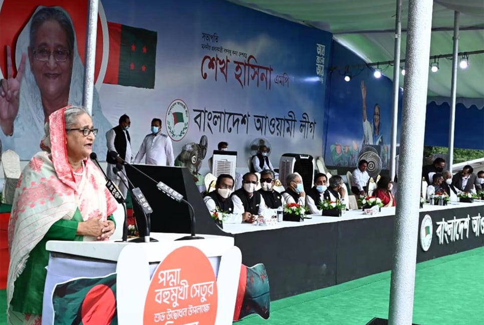 ‘পদ্মা সেতু নির্মাণে যারা বাধা দিয়েছিল, তাদের উপযুক্ত জবাব দিয়েছি’

