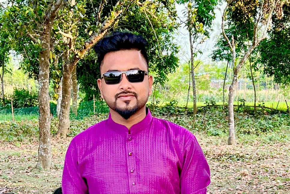 যৌন হায়রানির মামলা করে বিপাকে পিতা, আট মাসেও হয়নি গ্রেফতার  
