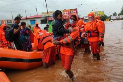 ভারতের তিন রাজ্যে বন্যায় মৃতের সংখ্যা বেড়ে ১৩১